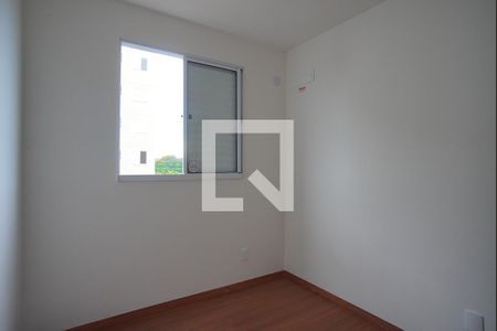 Quarto 2 de apartamento para alugar com 2 quartos, 45m² em Costa E Silva, Porto Alegre