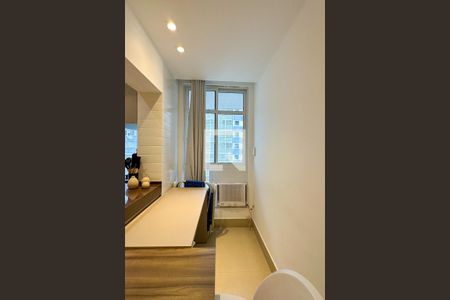 Sala de apartamento à venda com 2 quartos, 78m² em Leblon, Rio de Janeiro