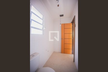 Casa à venda com 220m², 3 quartos e 2 vagasBanheiro Suíte