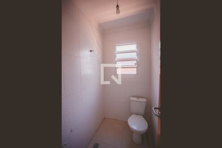 Casa à venda com 220m², 3 quartos e 2 vagasLavabo