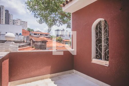 Casa à venda com 220m², 3 quartos e 2 vagasVaranda