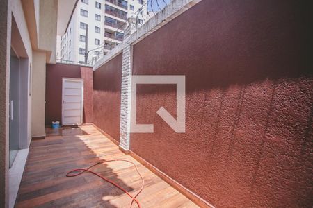 Casa à venda com 220m², 3 quartos e 2 vagasCorredor Lateral