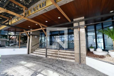 Apartamento para alugar com 65m², 2 quartos e 2 vagasFachada