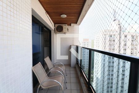 Apartamento para alugar com 65m², 2 quartos e 2 vagasVaranda