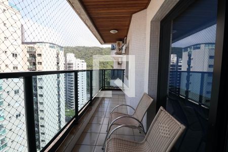 Apartamento para alugar com 65m², 2 quartos e 2 vagasVaranda