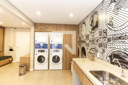 Apartamento à venda com 27m², 1 quarto e sem vaga Apartamento à venda com 27m², 1 quarto e sem vagaLavanderia