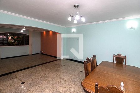 Casa à venda com 200m², 3 quartos e 5 vagasSala de Jantar