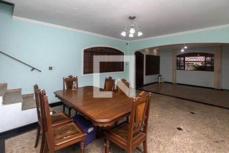 Casa à venda com 200m², 3 quartos e 5 vagasSala de Jantar