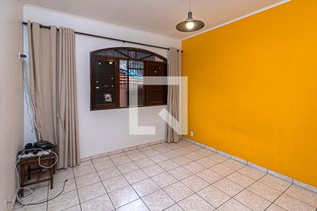 Casa à venda com 200m², 3 quartos e 5 vagasSuíte 2