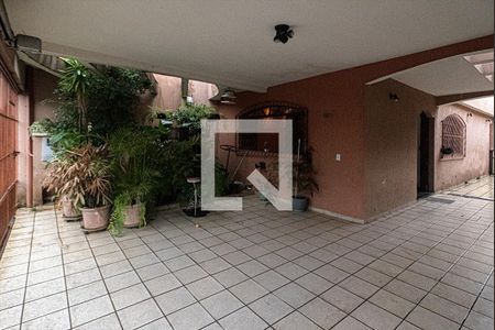 Casa à venda com 200m², 3 quartos e 5 vagasGaragem