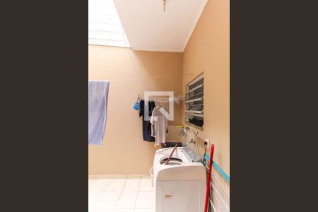 Casa à venda com 175m², 3 quartos e 2 vagasÁrea de Serviço