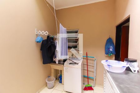 Casa à venda com 175m², 3 quartos e 2 vagasÁrea de Serviço