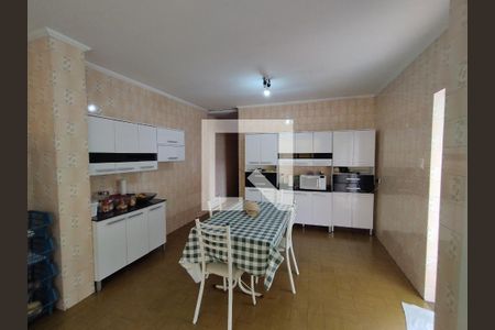 Casa à venda com 498m², 4 quartos e 2 vagasCozinha - Armários