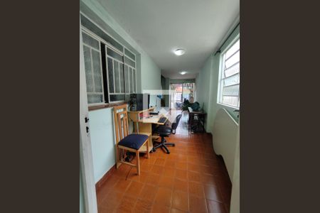 Casa à venda com 498m², 4 quartos e 2 vagasCorredor