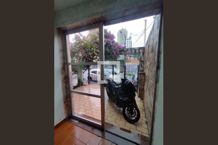 Casa à venda com 498m², 4 quartos e 2 vagasEntrada