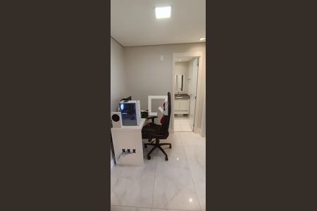 Apartamento à venda com 124m², 3 quartos e 2 vagasEscritório
