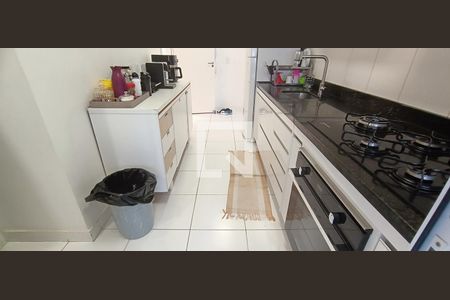 Apartamento à venda com 124m², 3 quartos e 2 vagasCozinha