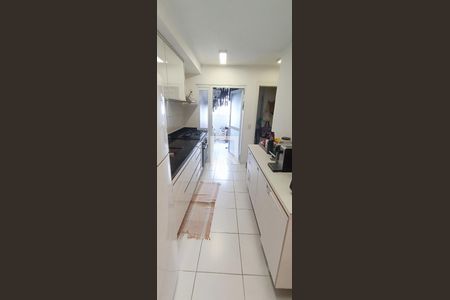 Apartamento à venda com 124m², 3 quartos e 2 vagasCozinha