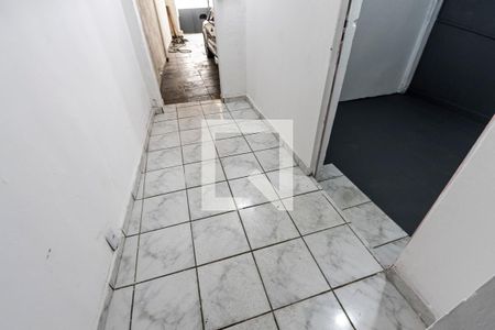 Corredor de casa para alugar com 2 quartos, 100m² em Vila Romana, São Paulo