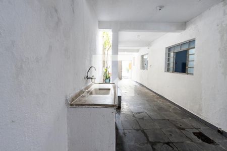 Área de Serviço de casa para alugar com 2 quartos, 100m² em Vila Romana, São Paulo