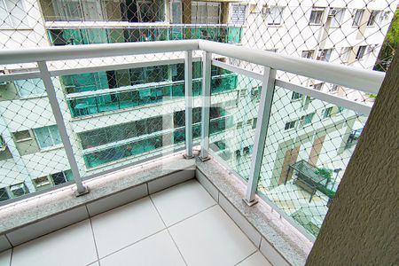 Apartamento à venda com 63m², 2 quartos e 1 vagasala - varanda