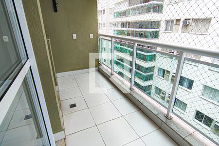 Apartamento à venda com 63m², 2 quartos e 1 vagasala - varanda