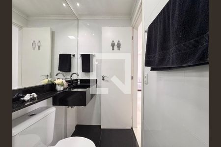 Apartamento à venda com 66m², 2 quartos e 2 vagasBanheiro