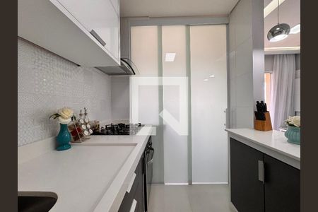 Apartamento à venda com 66m², 2 quartos e 2 vagasCozinha