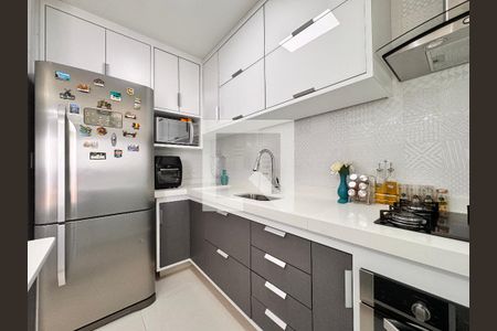 Apartamento à venda com 66m², 2 quartos e 2 vagasCozinha