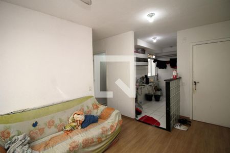 Sala de apartamento para alugar com 2 quartos, 42m² em Brás de Pina, Rio de Janeiro