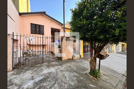 Casa à venda com 95m², 3 quartos e 1 vaga Casa à venda com 95m², 3 quartos e 1 vagaFachada + plaquinha