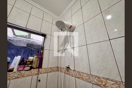 Casa à venda com 95m², 3 quartos e 1 vaga Casa à venda com 95m², 3 quartos e 1 vagaBanheiro