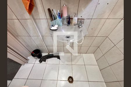 Casa à venda com 95m², 3 quartos e 1 vaga Casa à venda com 95m², 3 quartos e 1 vagaBanheiro