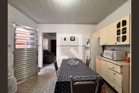 Casa à venda com 95m², 3 quartos e 1 vaga Casa à venda com 95m², 3 quartos e 1 vagaCozinha