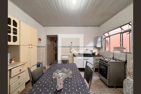 Casa à venda com 95m², 3 quartos e 1 vaga Casa à venda com 95m², 3 quartos e 1 vagaCozinha