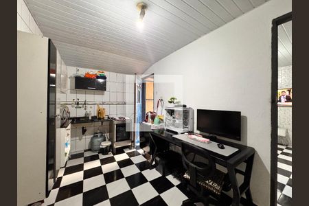 Casa à venda com 95m², 3 quartos e 1 vaga Casa à venda com 95m², 3 quartos e 1 vagaCozinha edícula