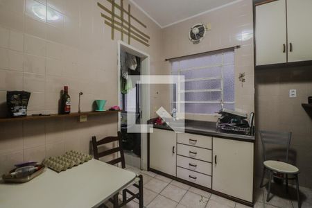 Apartamento para alugar com 85m², 2 quartos e sem vaga Apartamento para alugar com 85m², 2 quartos e sem vagaCozinha e Área de Serviço