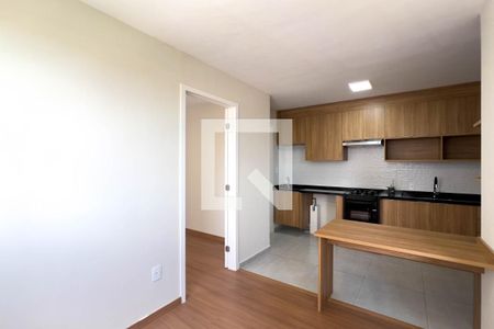 Apartamento para alugar com 37m², 2 quartos e sem vaga Apartamento para alugar com 37m², 2 quartos e sem vagaSala