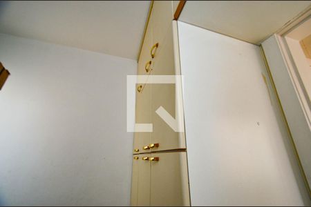 Apartamento à venda com 115m², 3 quartos e 2 vagas Apartamento à venda com 115m², 3 quartos e 2 vagasArea serviço