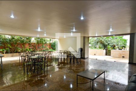 Apartamento à venda com 115m², 3 quartos e 2 vagas Apartamento à venda com 115m², 3 quartos e 2 vagasSalao de festas