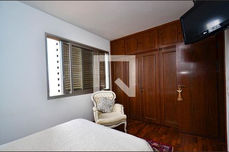 Apartamento à venda com 115m², 3 quartos e 2 vagas Apartamento à venda com 115m², 3 quartos e 2 vagasSuite