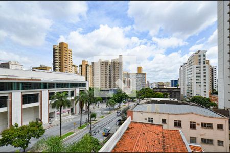 Apartamento à venda com 115m², 3 quartos e 2 vagas Apartamento à venda com 115m², 3 quartos e 2 vagasVista