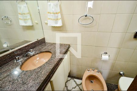 Apartamento à venda com 115m², 3 quartos e 2 vagas Apartamento à venda com 115m², 3 quartos e 2 vagasBanheiro suite