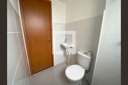 Apartamento para alugar com 45m², 2 quartos e 1 vaga Apartamento para alugar com 45m², 2 quartos e 1 vagaBanheiro