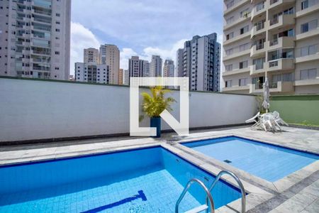 Apartamento à venda com 105m², 2 quartos e 2 vagasÁrea comum - Piscina