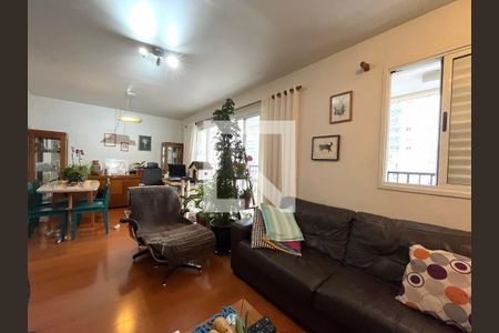 Apartamento à venda com 105m², 2 quartos e 2 vagasSala