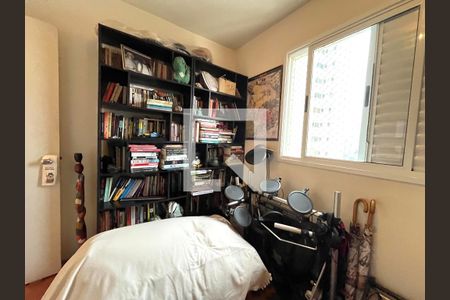 Apartamento à venda com 105m², 2 quartos e 2 vagasQuarto 2