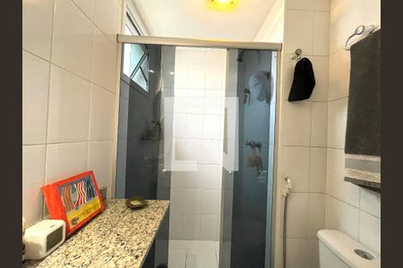 Apartamento à venda com 105m², 2 quartos e 2 vagasBanheiro da Suíte
