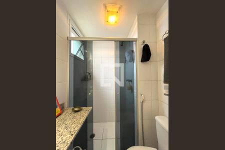 Apartamento à venda com 105m², 2 quartos e 2 vagasBanheiro da Suíte