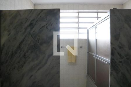 Casa à venda com 584m², 5 quartos e 5 vagasBanheiro 1